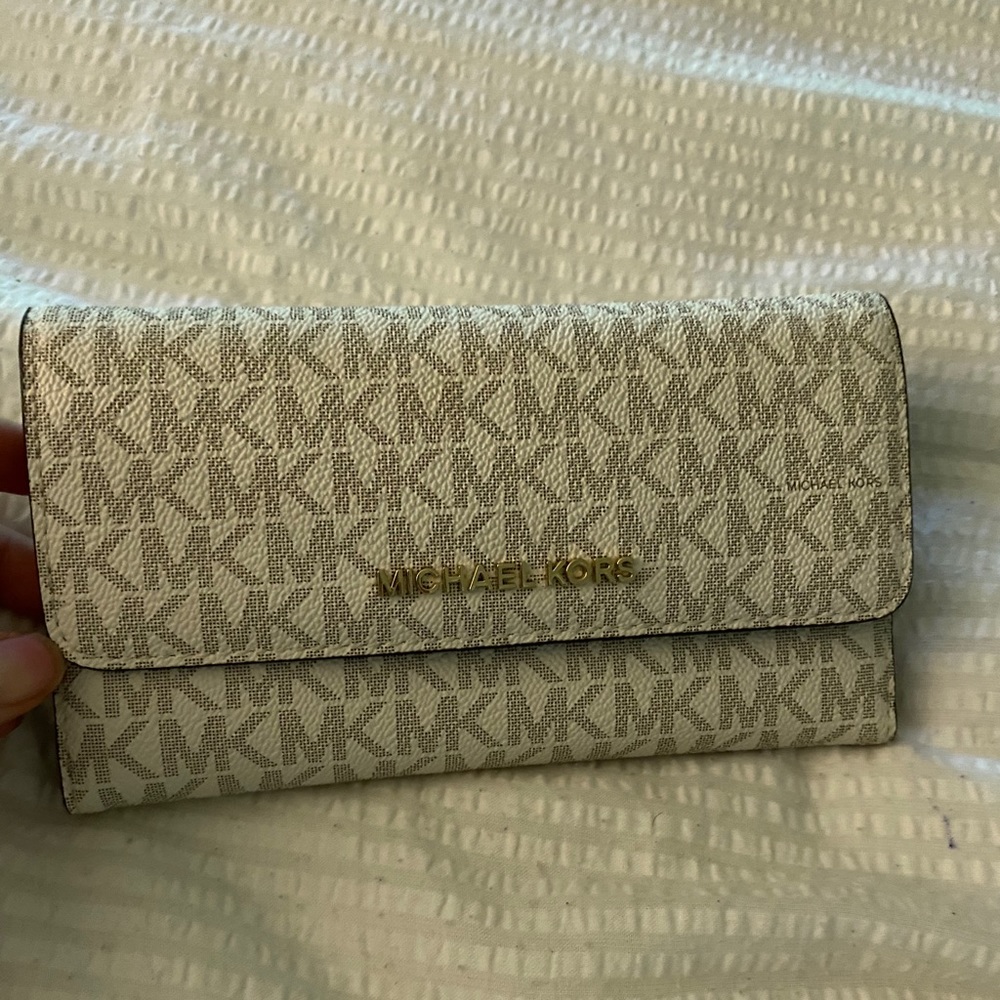 MK wallet
